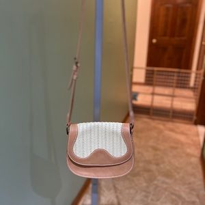 universal thread crossbody bag